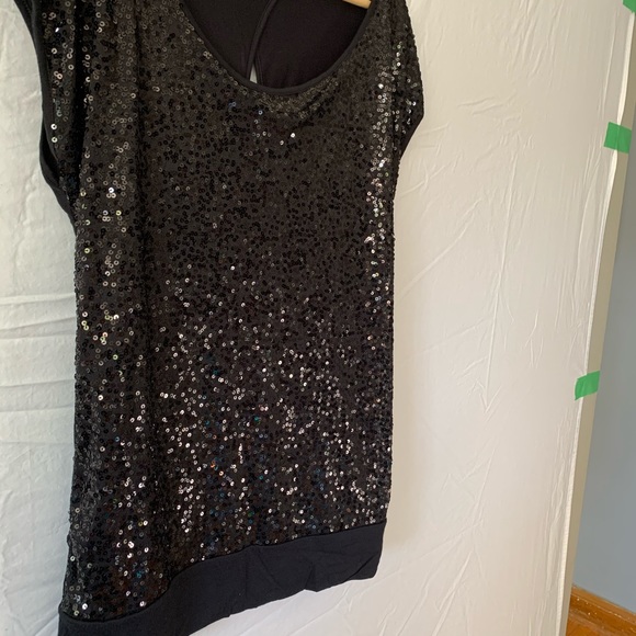 Smart Set Sequin Top - Picture 3 of 7